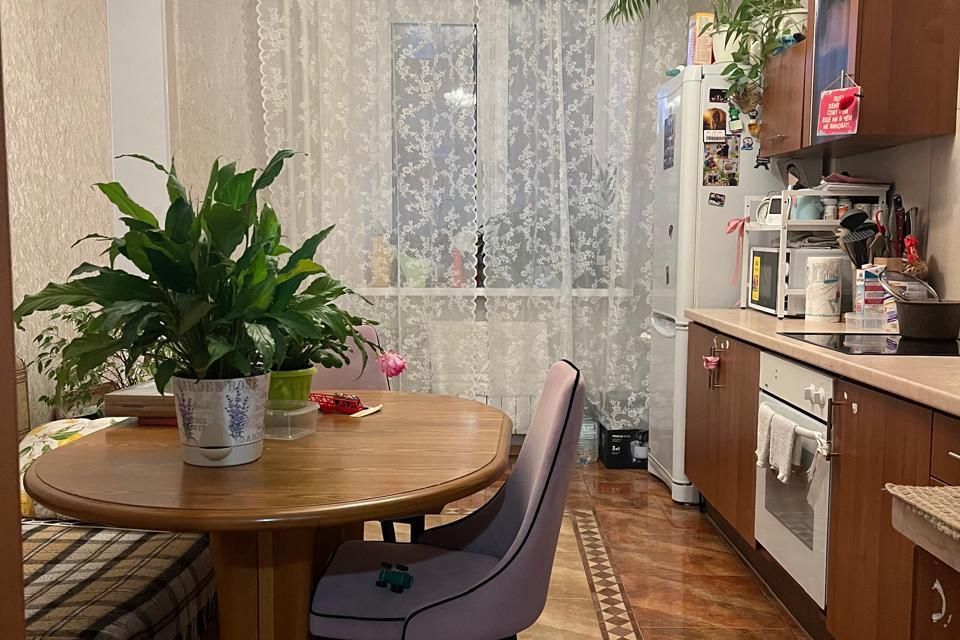 Продаётся 2-комнатная квартира, 73 м²