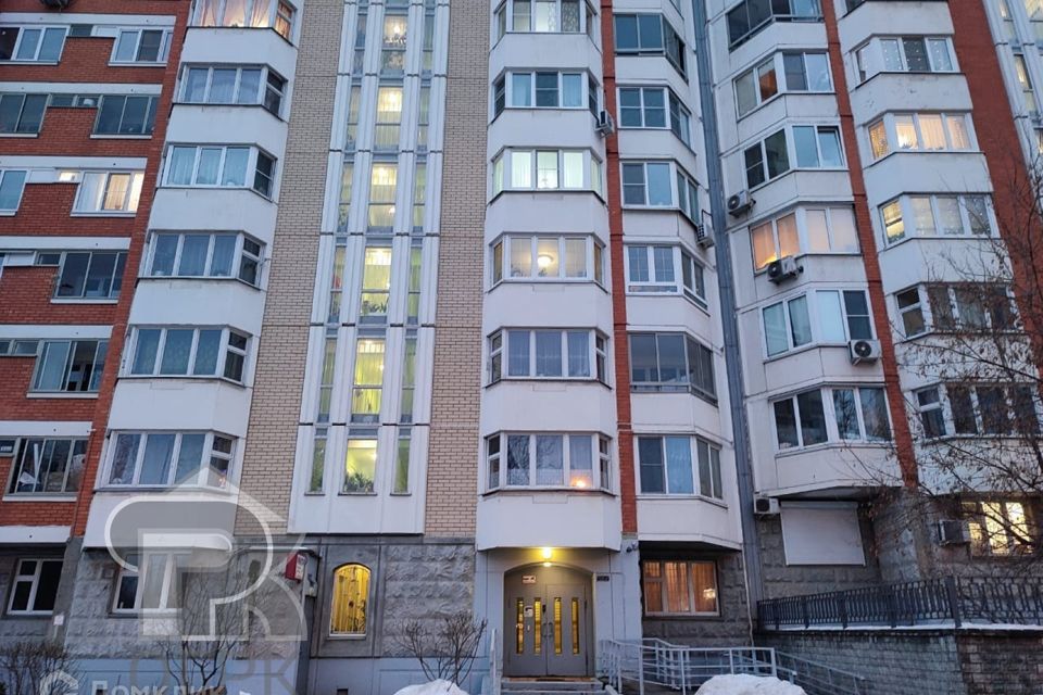 Продаётся 1-комнатная квартира, 38 м²