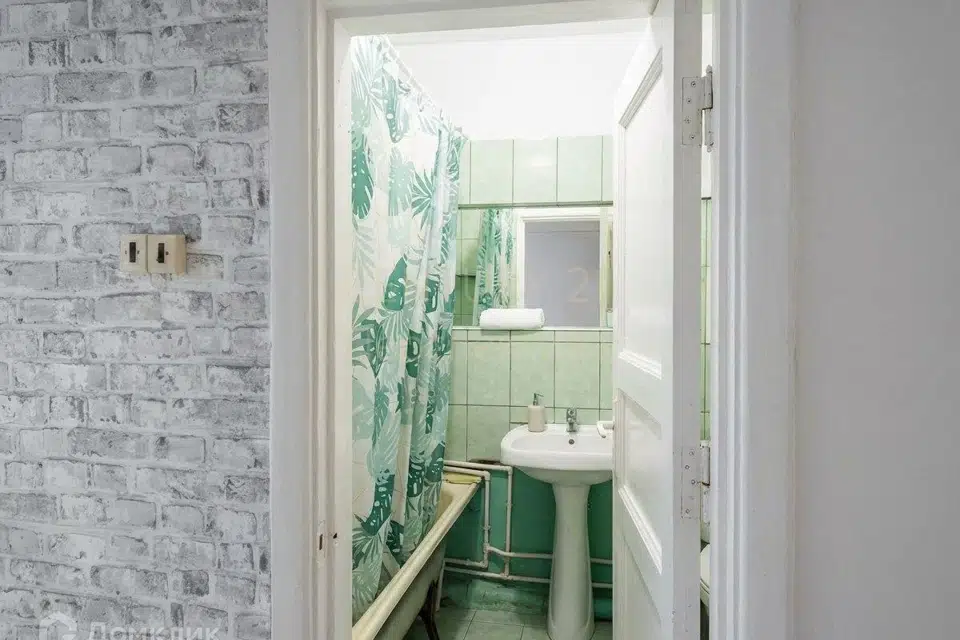 Продаётся 1-комнатная квартира, 32 м²