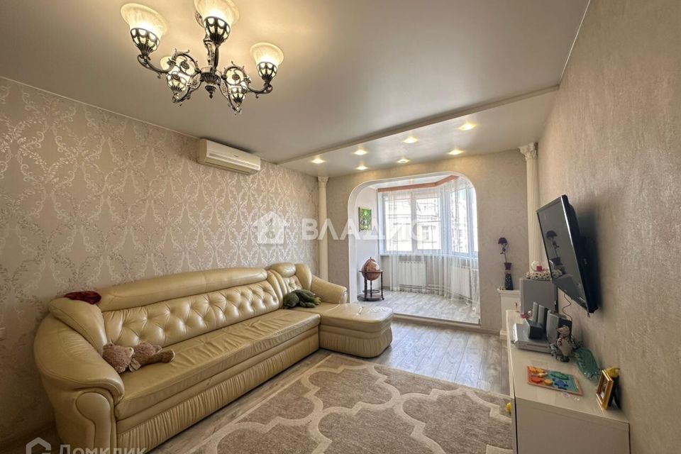 Продаётся 3-комнатная квартира, 77 м²