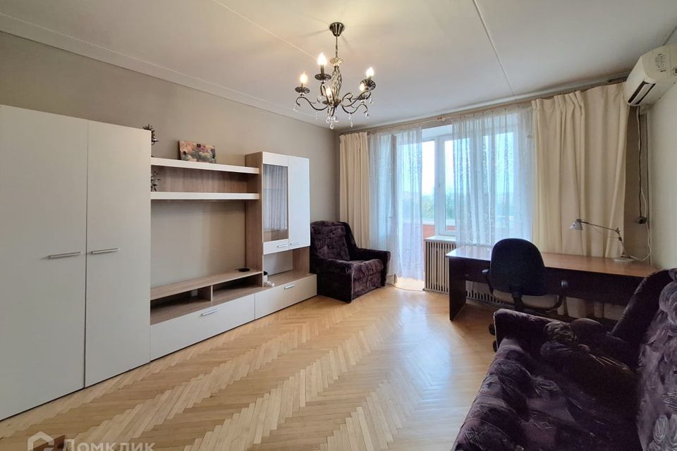 Продаётся 2-комнатная квартира, 56.3 м²