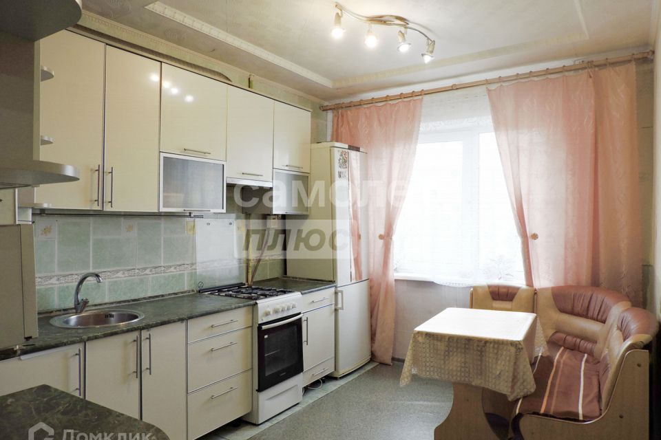 Продаётся 3-комнатная квартира, 65.4 м²
