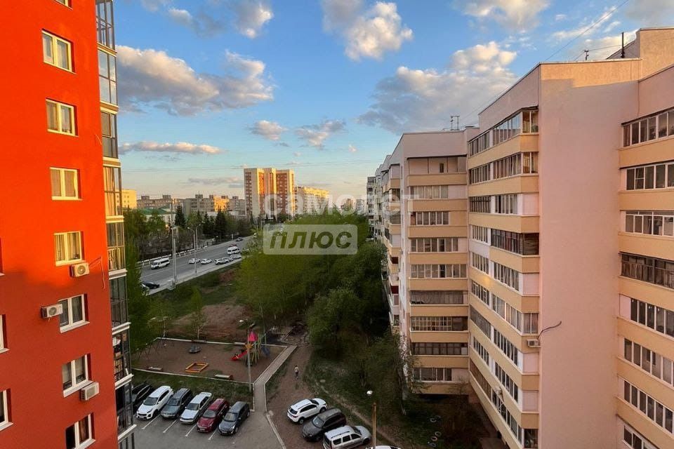 Продаётся 1-комнатная квартира, 63 м²