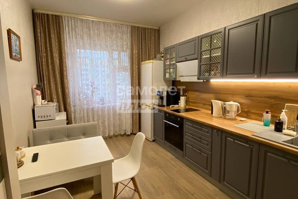 Продаётся 3-комнатная квартира, 71.3 м²