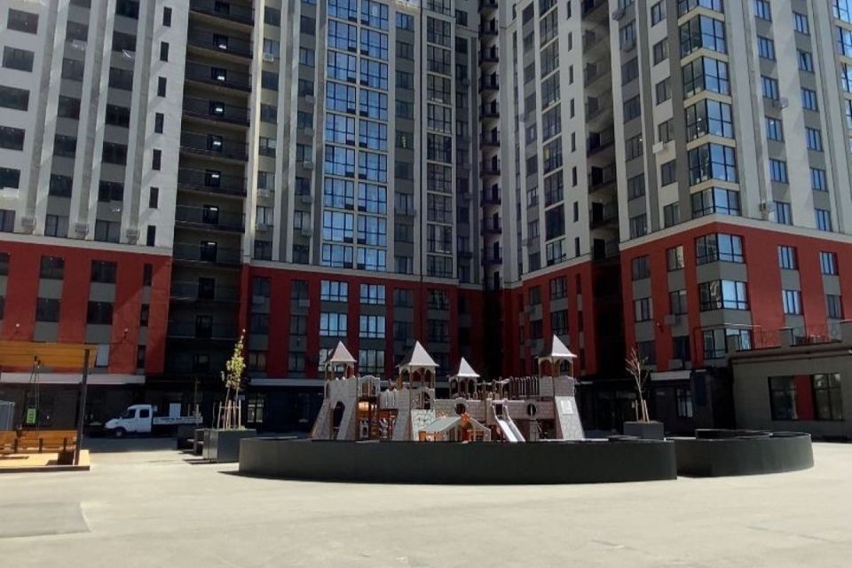 Продаётся 2-комнатная квартира, 69 м²