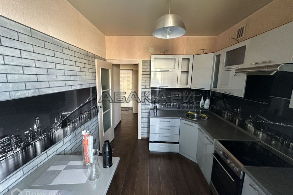 Сдаётся 1-комнатная квартира, 42 м²