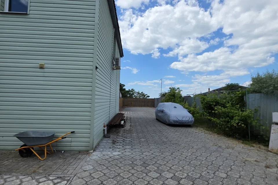 Продаётся 2-этажный дом, 158 м²