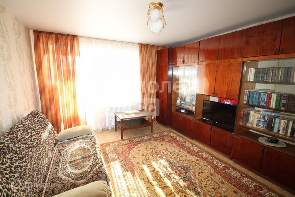 Продаётся 3-комнатная квартира, 58.4 м²