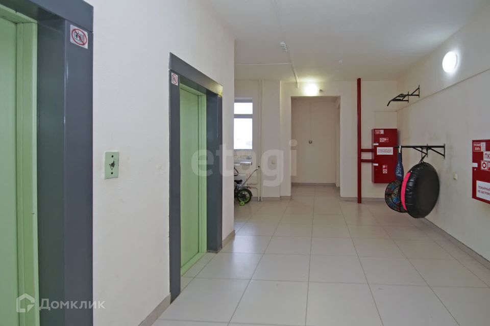 Продаётся 4-комнатная квартира, 123.5 м²