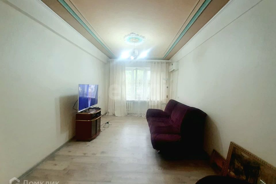 Сдаётся 3-комнатная квартира, 58.2 м²