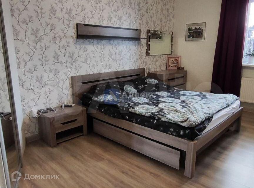 Продаётся 2-комнатная квартира, 69.9 м²