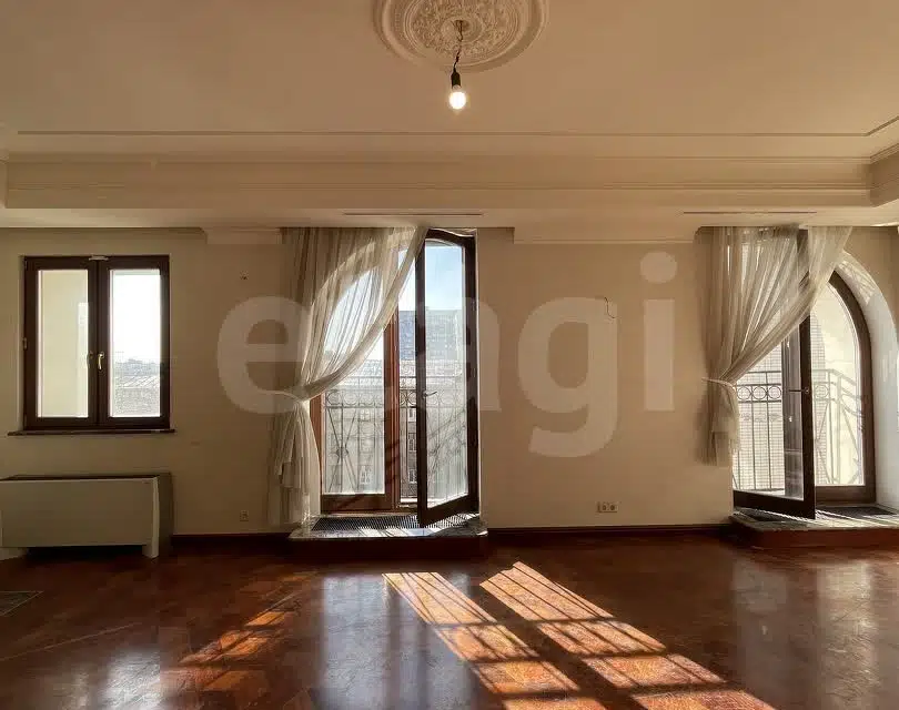 Продаётся 5-комнатная квартира, 128.7 м²