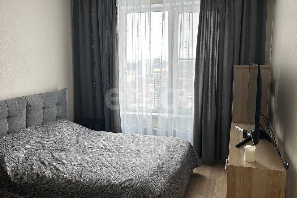 Продаётся 1-комнатная квартира, 38 м²