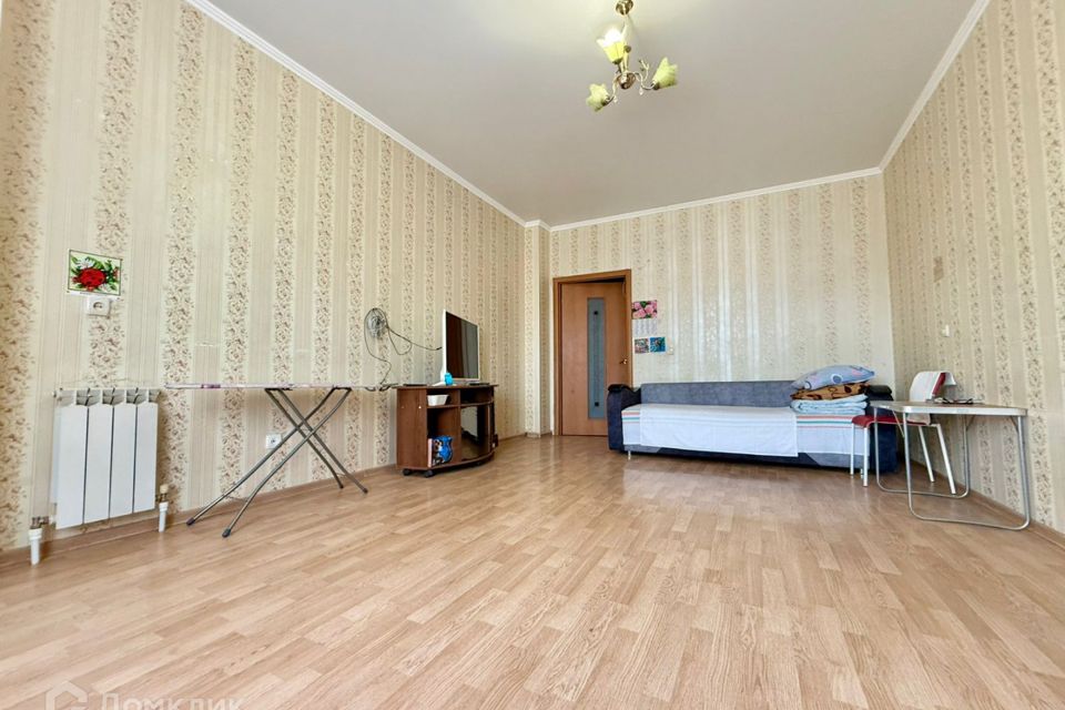 Продаётся 1-комнатная квартира, 52 м²