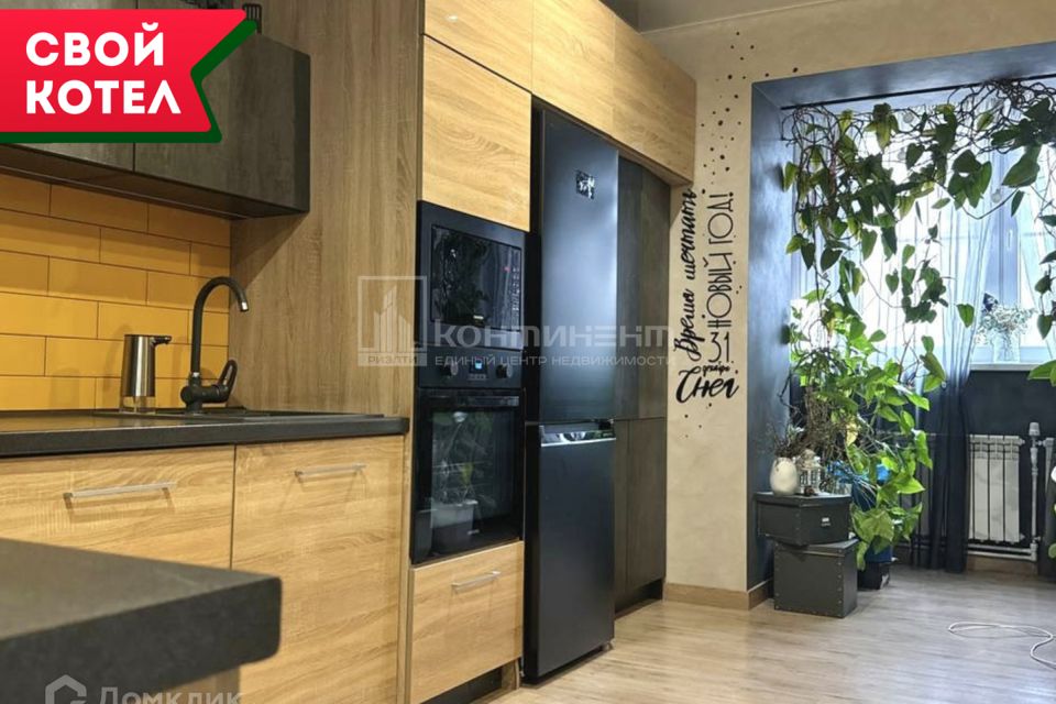 Продаётся 2-комнатная квартира, 61 м²