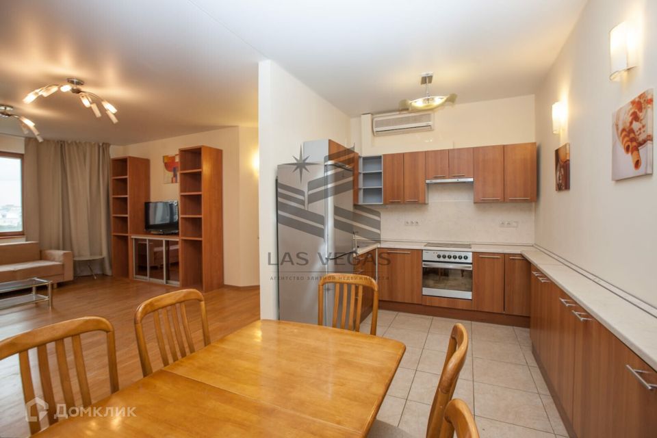 Сдаётся 5-комнатная квартира, 170 м²