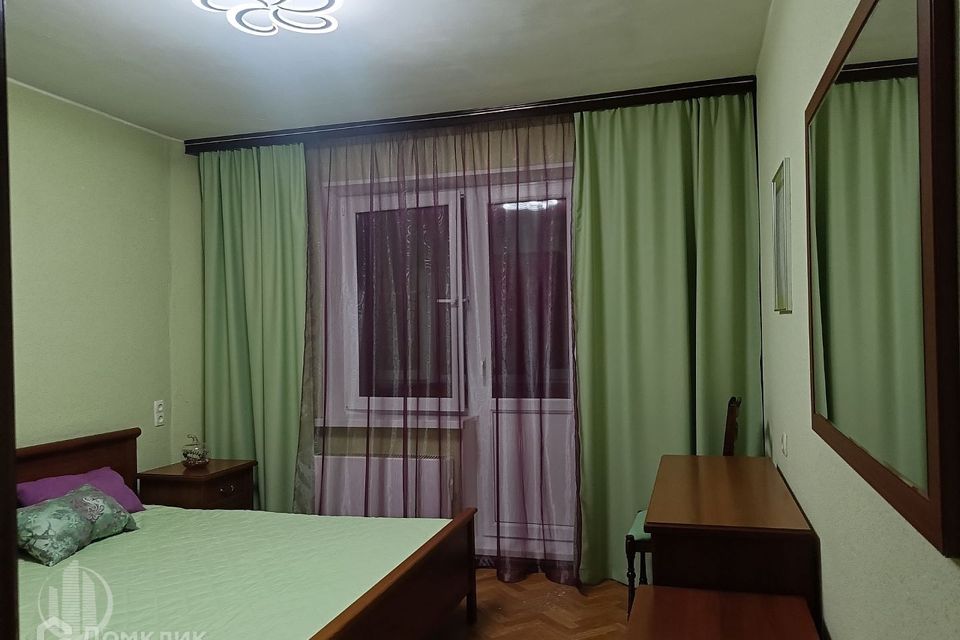 Сдаётся 2-комнатная квартира, 67.5 м²
