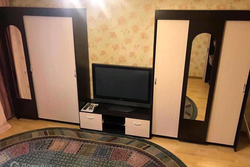 Сдаётся 2-комнатная квартира, 55 м²