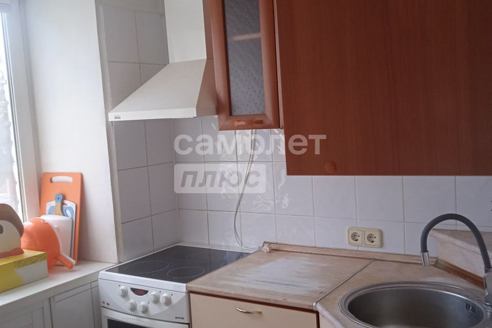 Продаётся 3-комнатная квартира, 57 м²