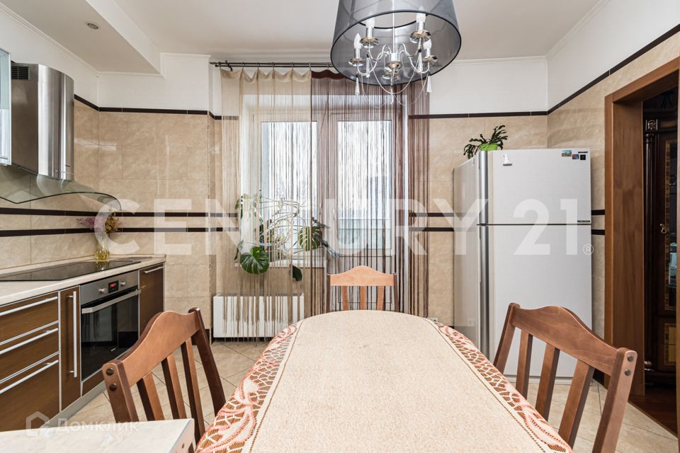 Продаётся 3-комнатная квартира, 92 м²