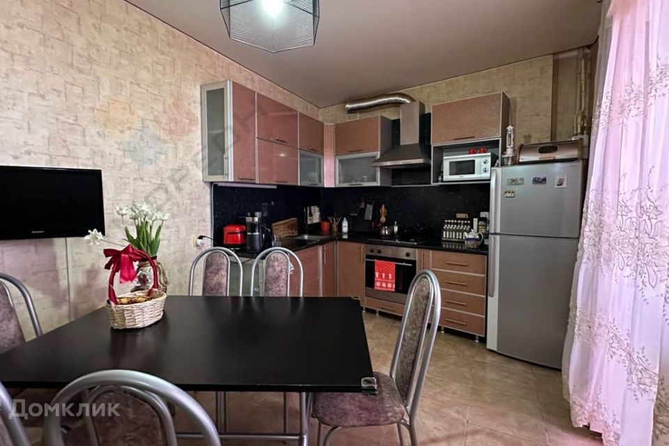Продаётся 2-комнатная квартира, 73.5 м²