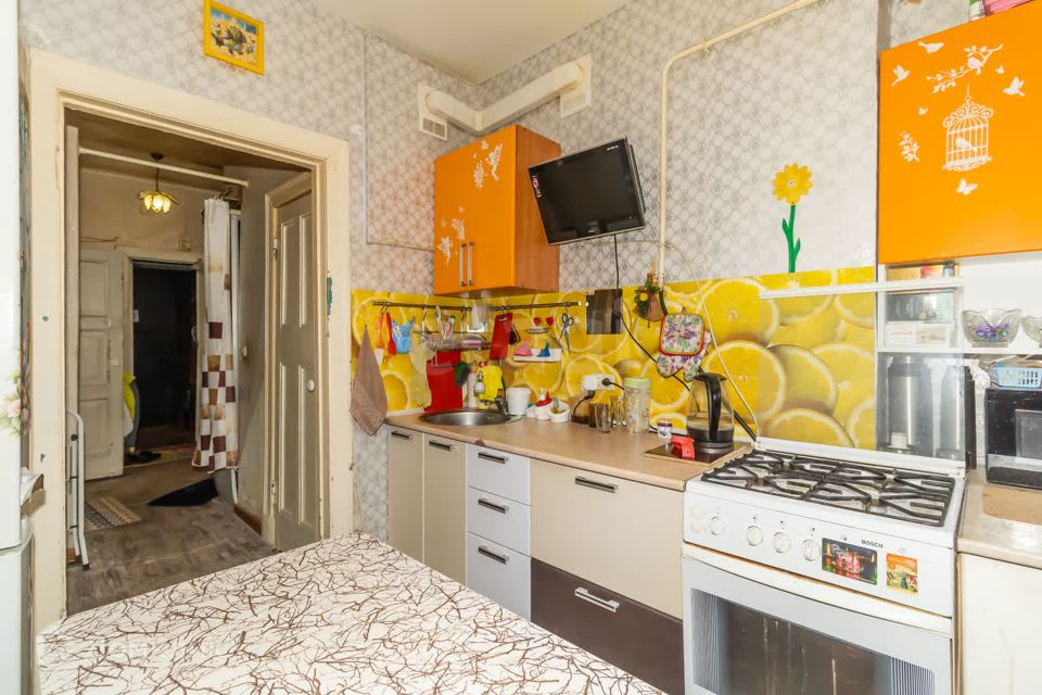 Продаётся 2-комнатная квартира, 57.2 м²