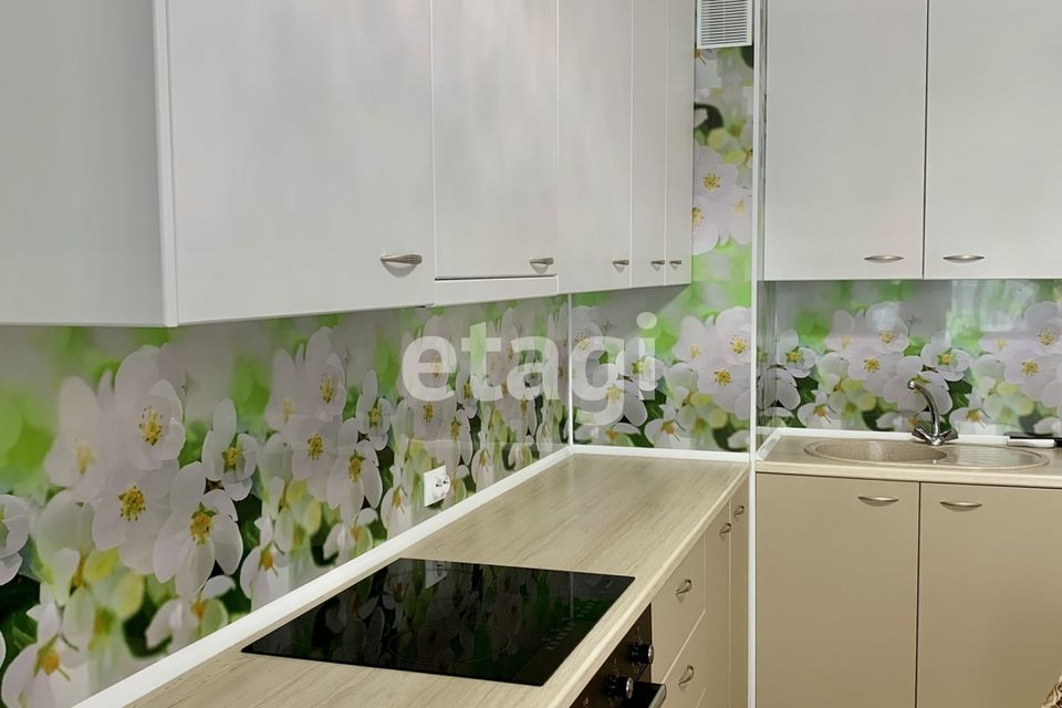 Сдаётся 3-комнатная квартира, 90 м²