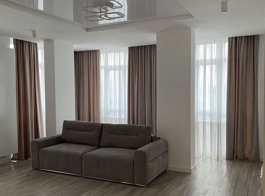 Сдаётся 2-комнатная квартира, 60 м²