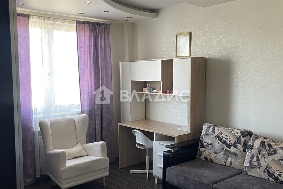 Продаётся 3-комнатная квартира, 77 м²