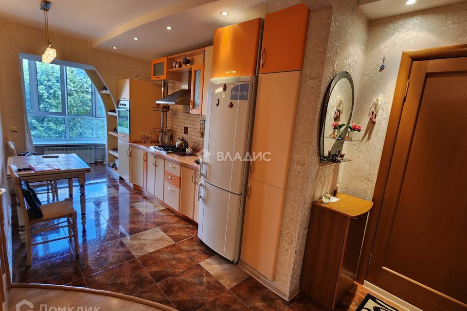 Продаётся 2-комнатная квартира, 60.1 м²
