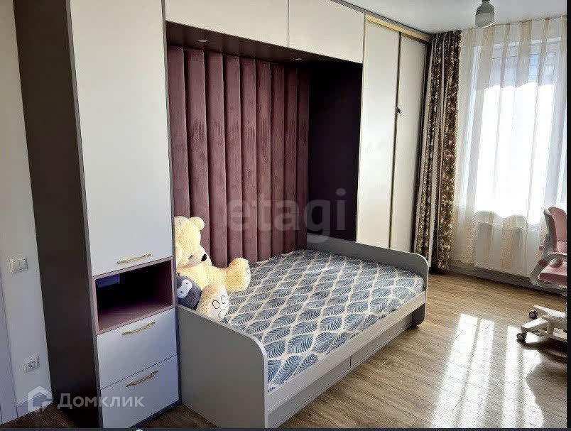 Продаётся 3-комнатная квартира, 80.2 м²