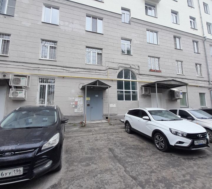 Продаётся 2-комнатная квартира, 57.3 м²