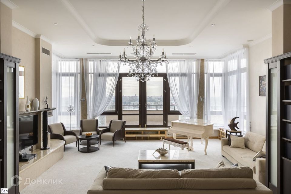 Сдаётся 5-комнатная квартира, 502 м²