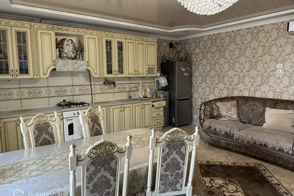 Продаётся 2-этажный дом, 122.8 м²