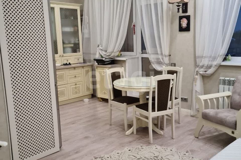 Продаётся 1-комнатная квартира, 50 м²