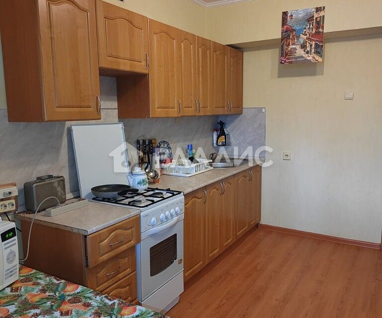 Сдаётся 1-комнатная квартира, 54 м²