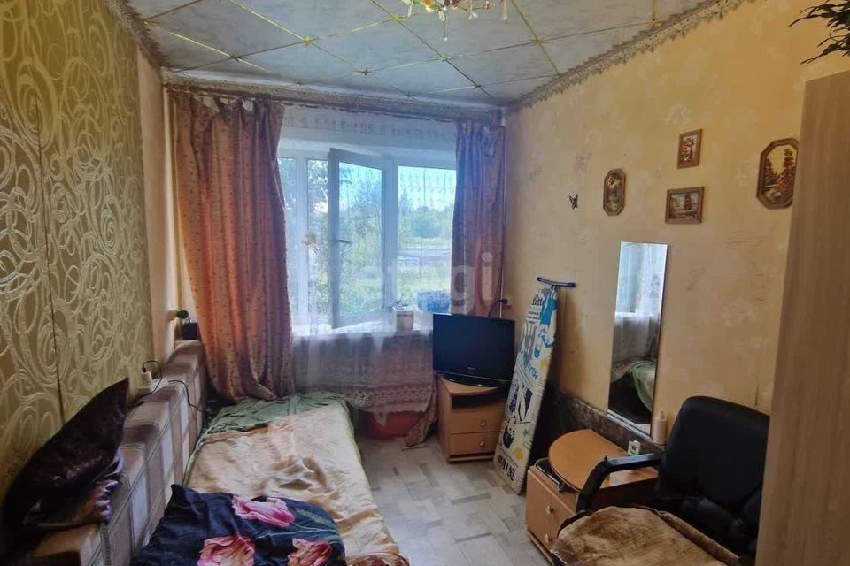 Продаётся 3-комнатная квартира, 53.9 м²