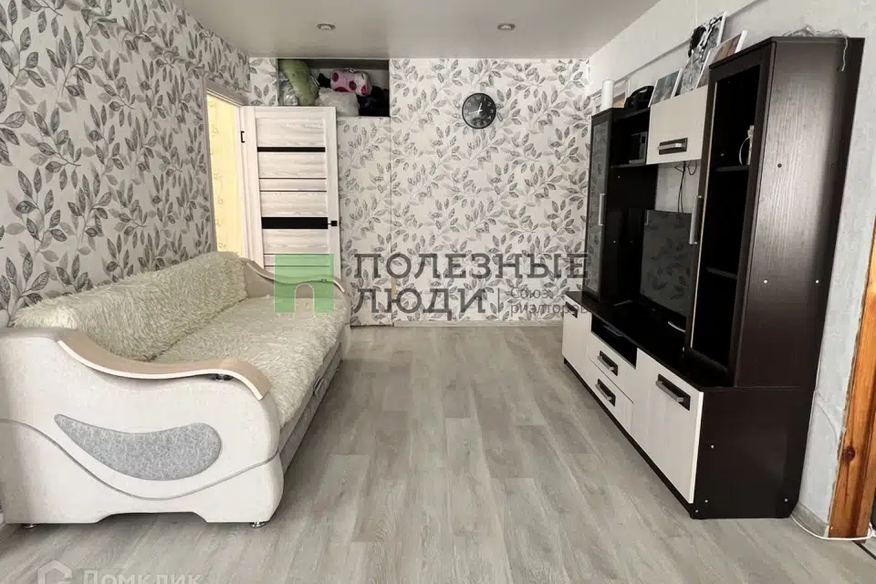 Продаётся 3-комнатная квартира, 49.4 м²