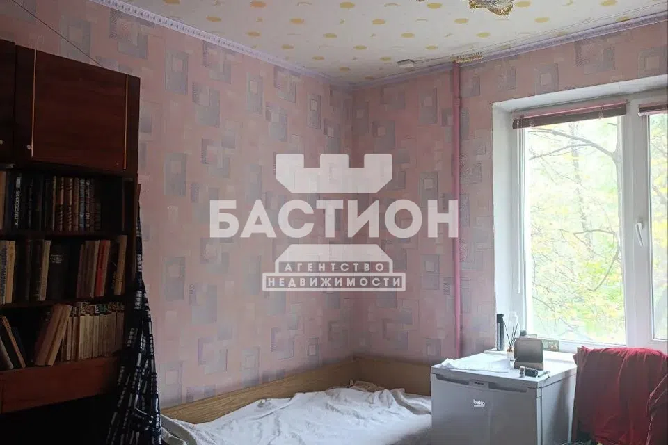 Продаётся 4-комнатная квартира, 79.9 м²