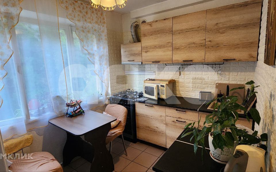 Продаётся 3-комнатная квартира, 65.5 м²