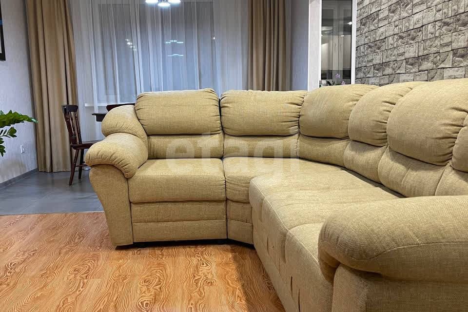 Продаётся 4-комнатная квартира, 93 м²