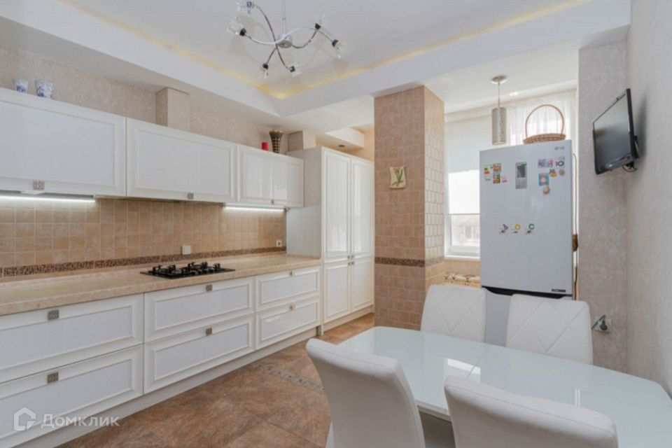 Продаётся 2-комнатная квартира, 66 м²