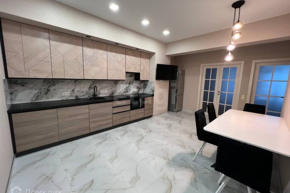 Продаётся 2-комнатная квартира, 56 м²