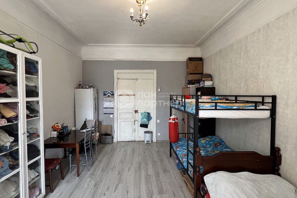 Продаётся комната в 5-комн. квартире, 25.8 м²