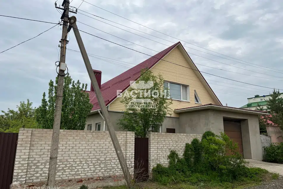 Продаётся 2-этажный дом, 227 м²