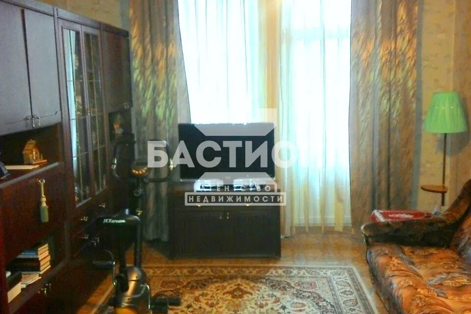 Продаётся 2-комнатная квартира, 60 м²