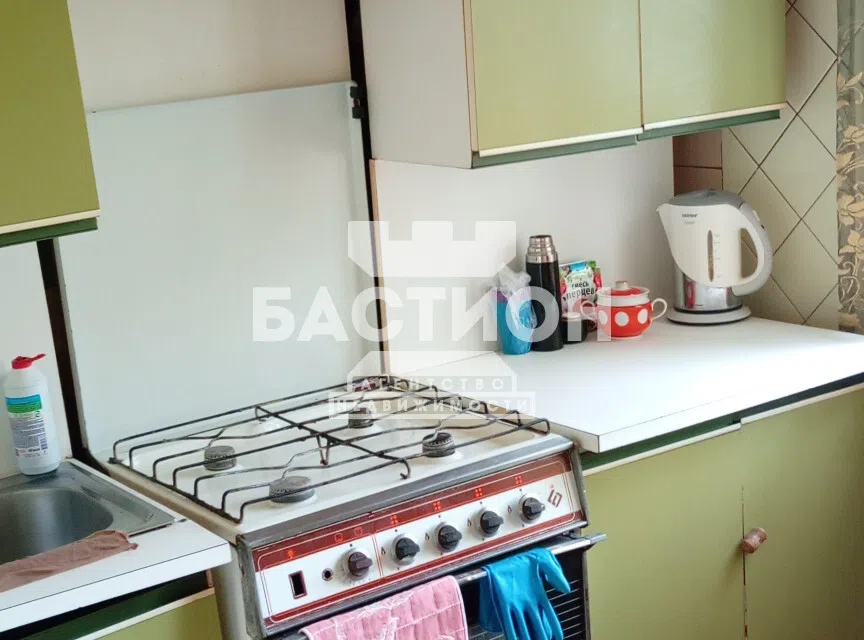 Продаётся 4-комнатная квартира, 83 м²