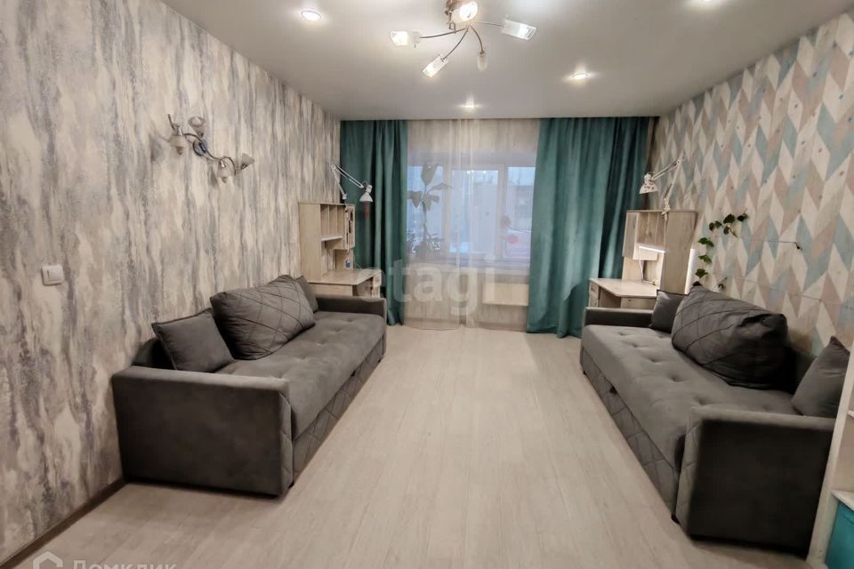 Продаётся 2-комнатная квартира, 68.2 м²