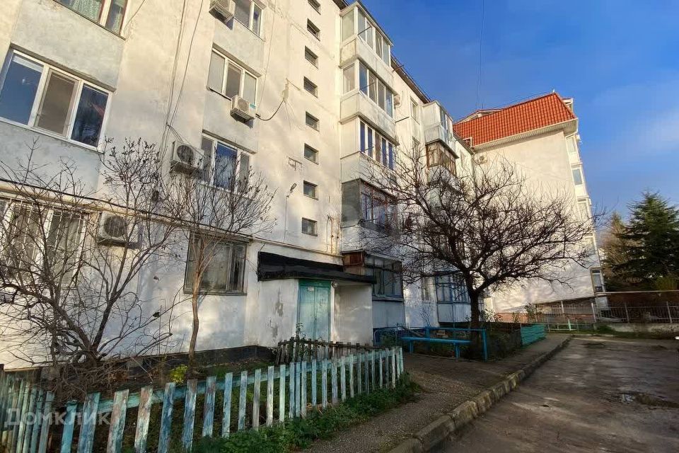Продаётся 3-комнатная квартира, 70.3 м²