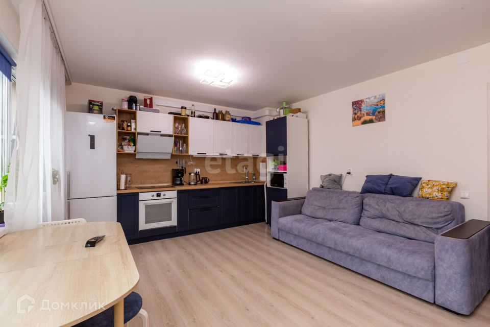 Продаётся 2-комнатная квартира, 59.6 м²